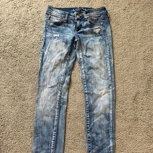 light wash skinny jeans from american eagle